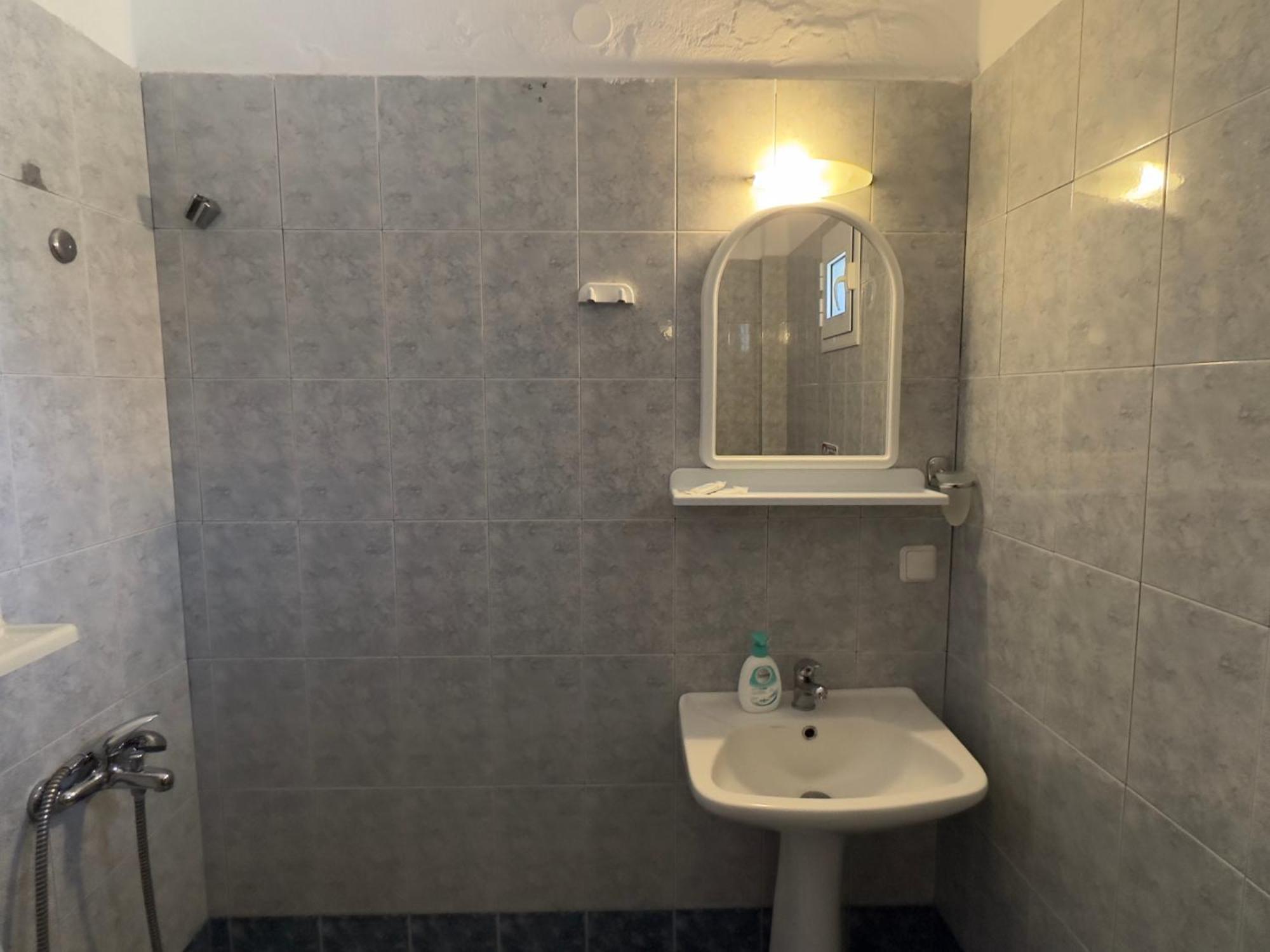 Anna Rooms Vrasná Rom bilde