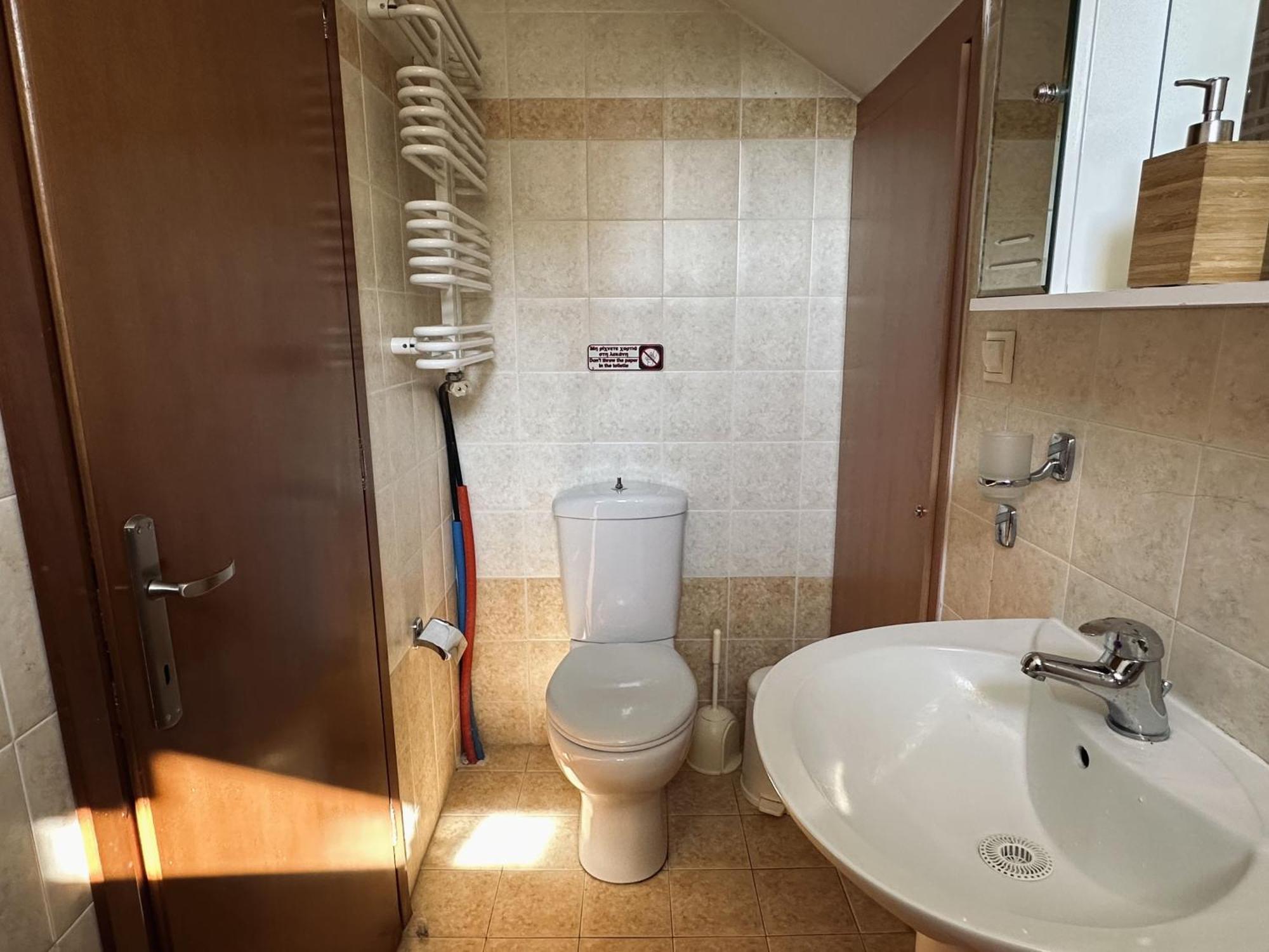 Anna Rooms Vrasná Rom bilde